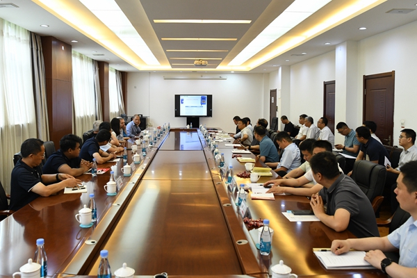 1686646747153515.jpg 座谈会_副本.jpg