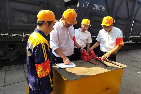 1695265191309099.jpg 党员先锋岗_副本.jpg