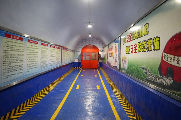 1697527556140437.jpg 3_¸±±¾.jpg