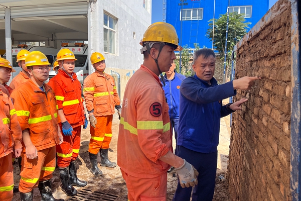 1759114462214640.jpg 0304623c03bb90c782ee57fc960de56_¸±±¾.jpg