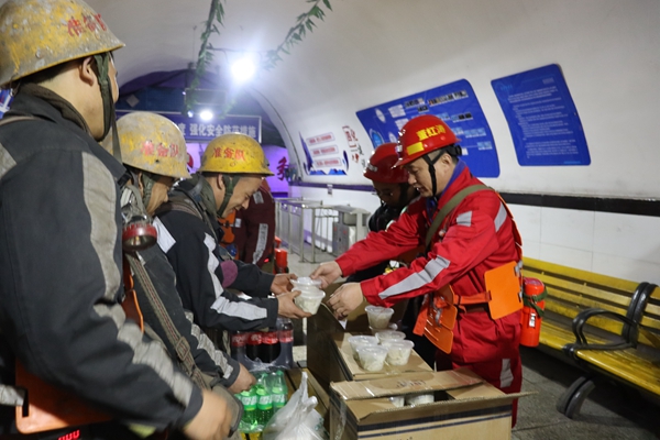 1710918189189931.jpg 4.ÉîÇéοÎÊ_¸±±¾.jpg