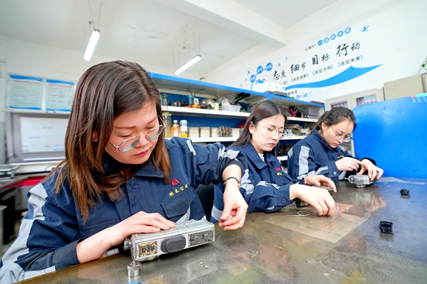 1763623362960823.jpg 2_¸±±¾.jpg