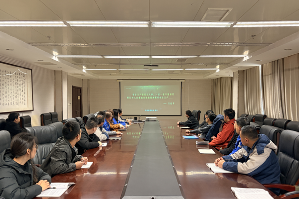 1.����С���� ��׼��ѵ����Ч_����.png