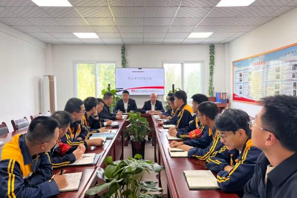 1778287667107719.jpg 落实文件精神 压实治理责任(1).jpg